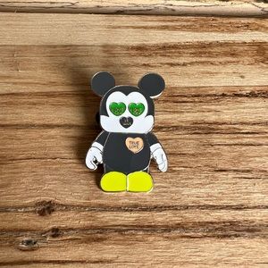 Vintage Disney Parks Mickey Mouse Vinylmation Valentine's Day “I Love You”